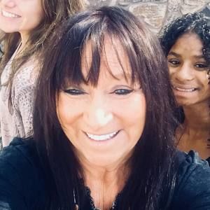 Meet your Posher, Terri
